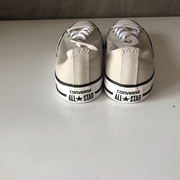 Converse - Picture 2 of 8
